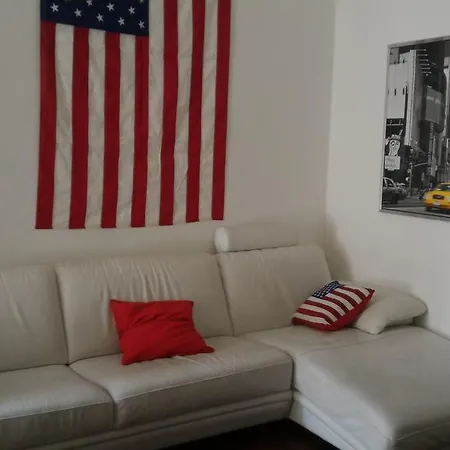 Διαμέρισμα Central Flat